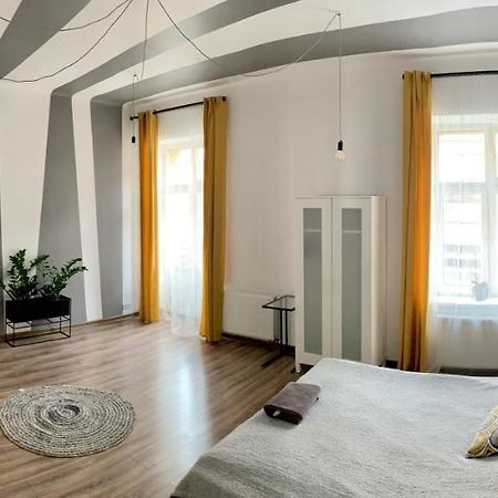 Apartament Rowna 12 Apartment Келце Екстериор снимка